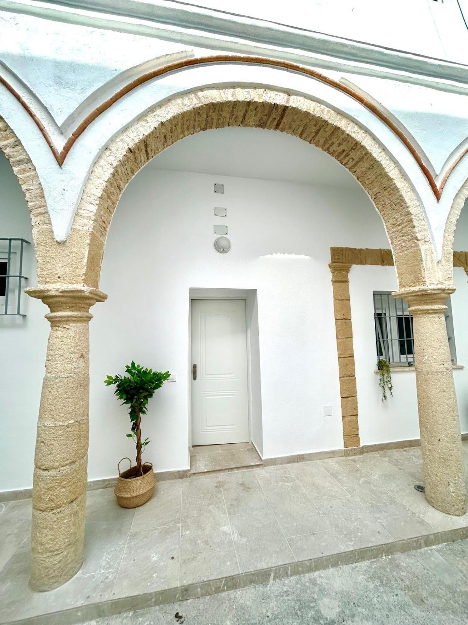 Gatu Casa Solera, Un Lugar Unico, "Preferente Para Mayores De 25 Anos Y Familias " เอลปูแอร์โต เด ซานตามาริอา ภายนอก รูปภาพ