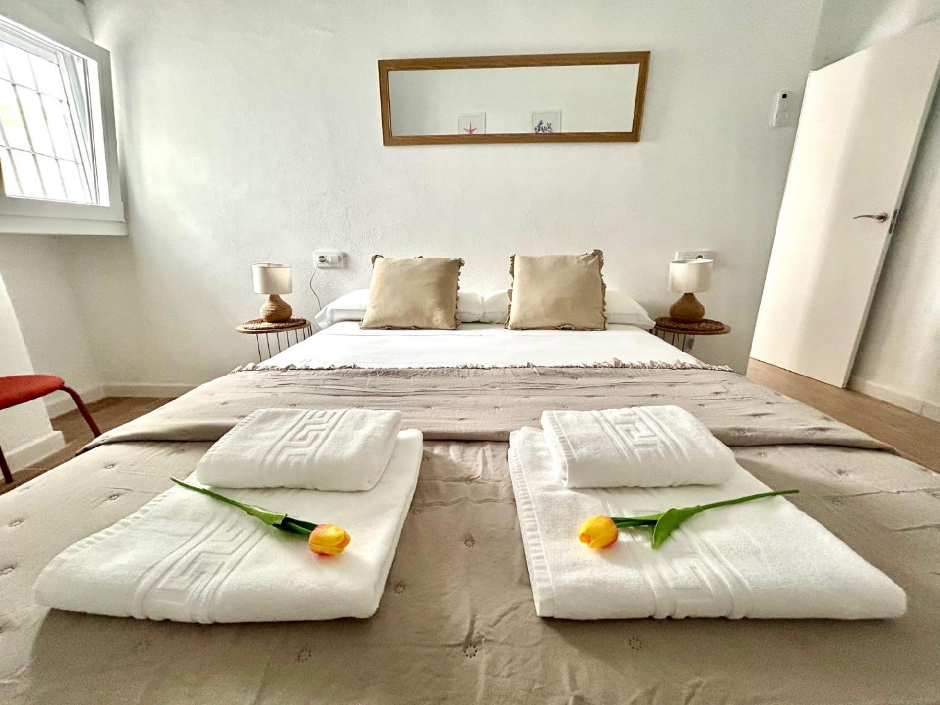 Gatu Casa Solera, Un Lugar Unico, "Preferente Para Mayores De 25 Anos Y Familias " เอลปูแอร์โต เด ซานตามาริอา ภายนอก รูปภาพ